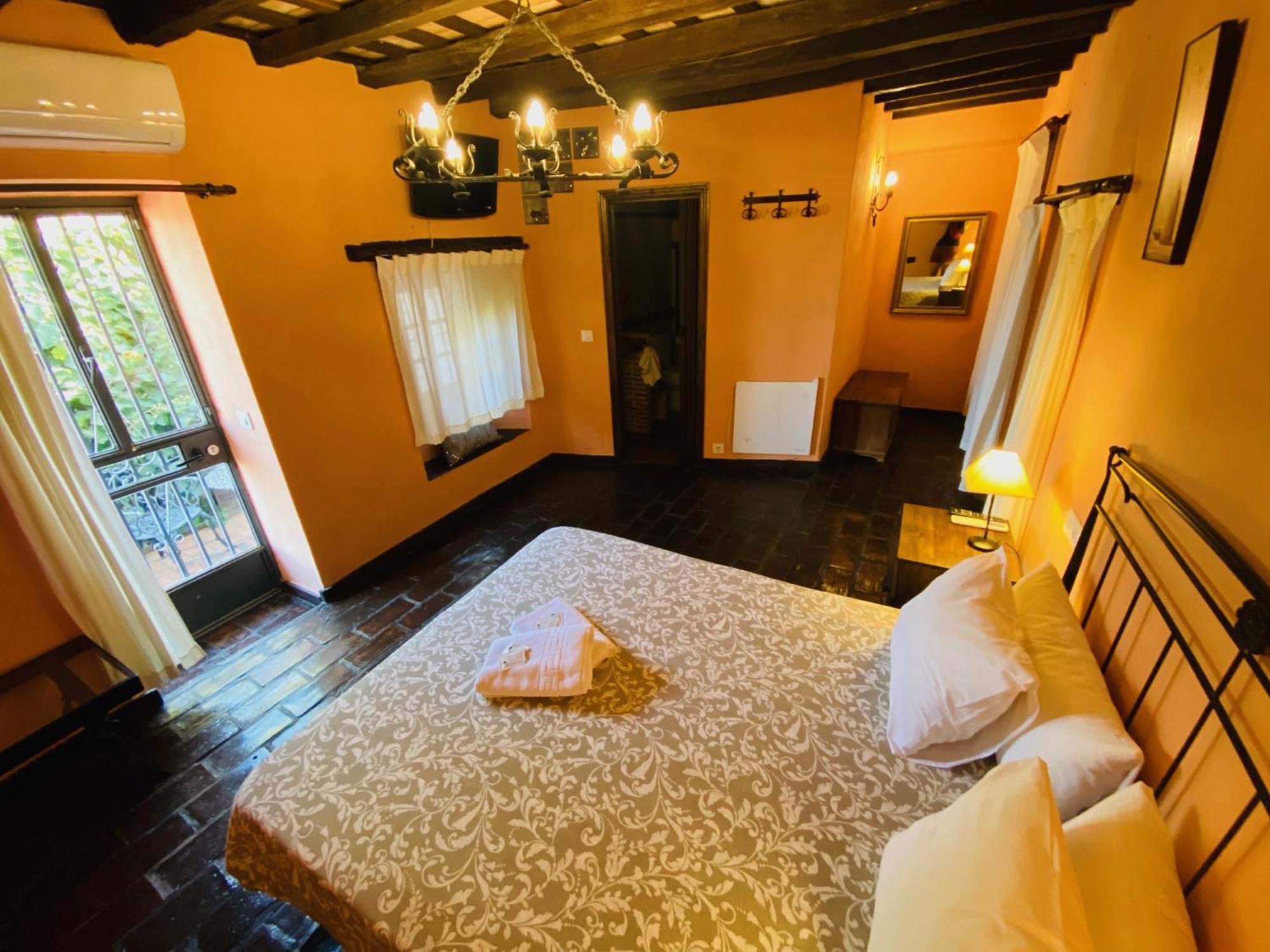 Posada La Casa Grande ฮิเมนา เด ลา ฟรอนเตรา ภายนอก รูปภาพ